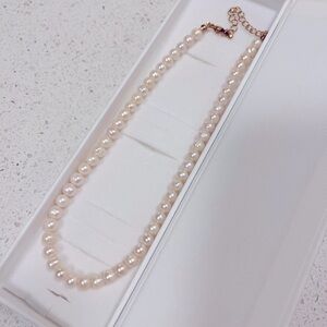 Fresh water pearls necklace